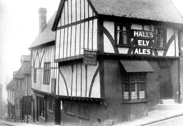 The Harlequin, Lincoln