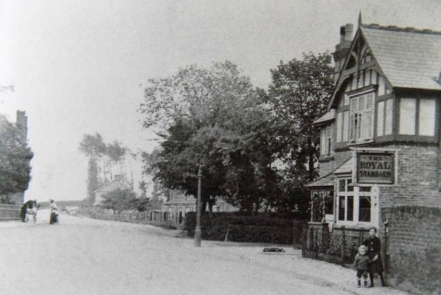 Royal Standard, Long Sutton