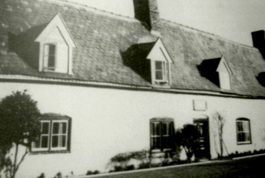 Man & Horse, Moulton Eaugate