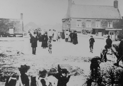 Five Bells, Pinchbeck