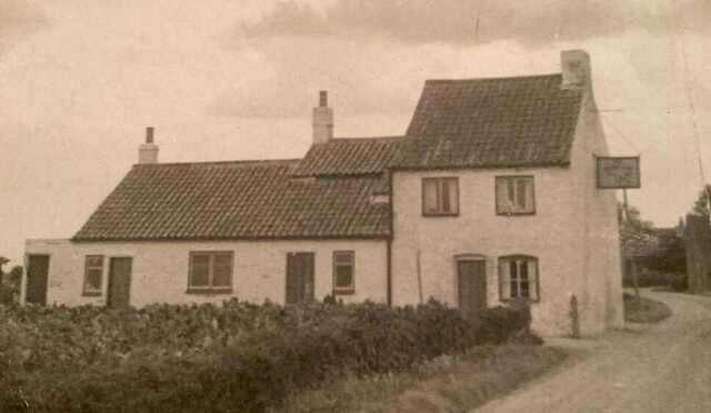 Axe & Handsaw, Quadring Eaudike