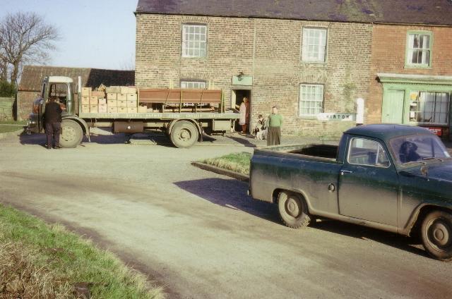 Boat & Gun, Skeldyke