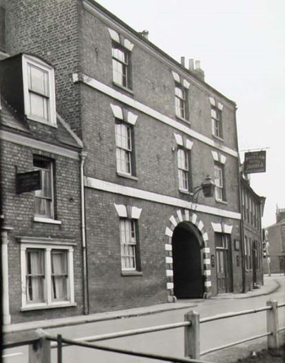 White Lion, Spalding