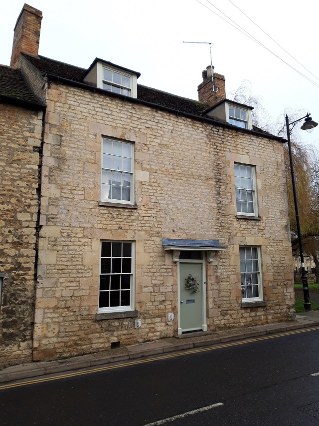 Fox & Hounds, Stamford