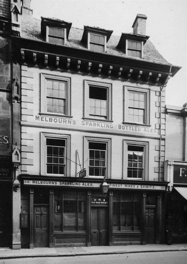 Pineapple Inn, Stamford