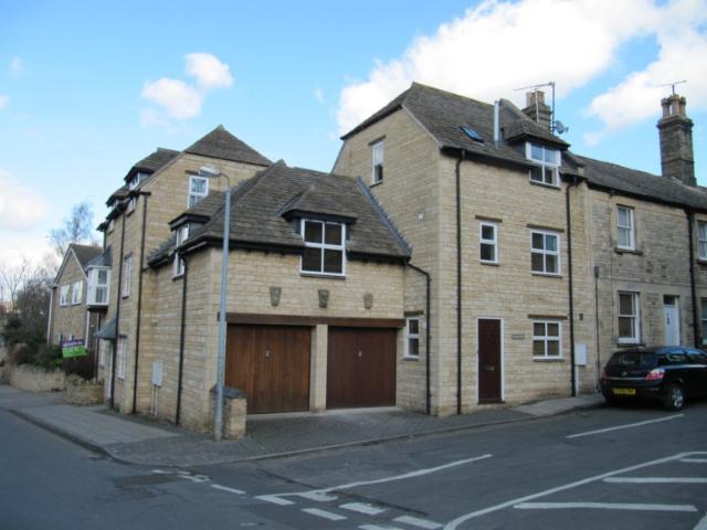 Sun & Railway, Stamford