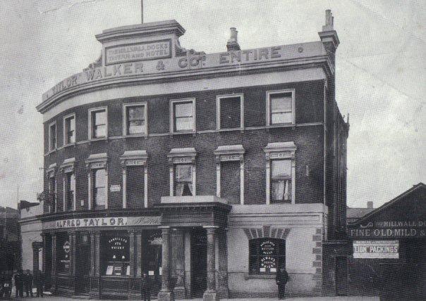 Millwall Docks Tavern, Poplar