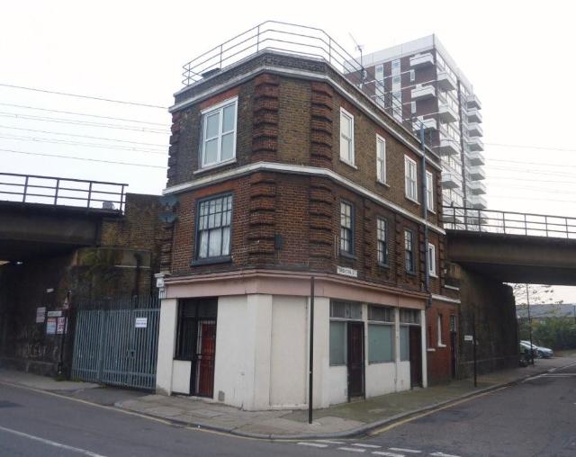 Rose & Crown, Poplar