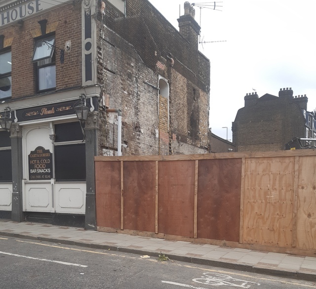 Cart & Horses, Stratford