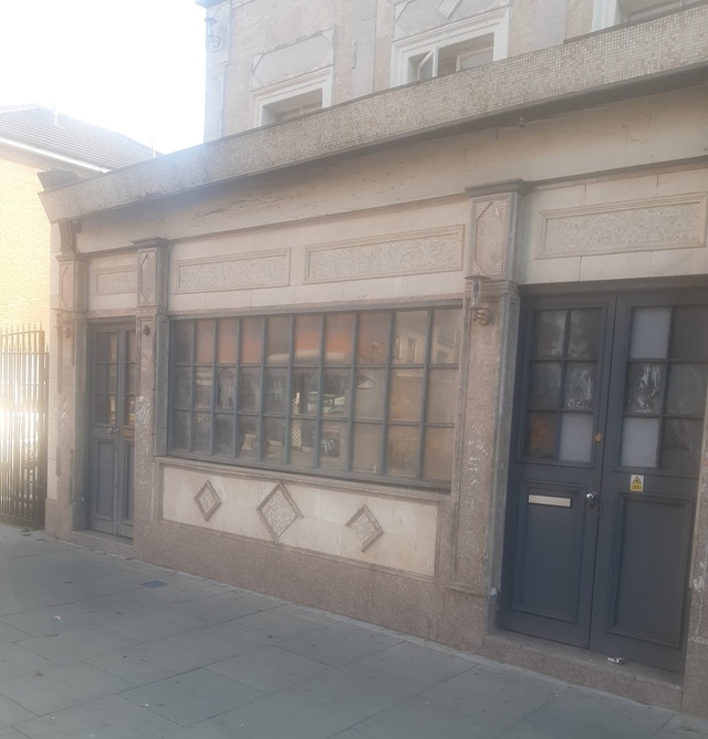 Royal Oak, Stratford