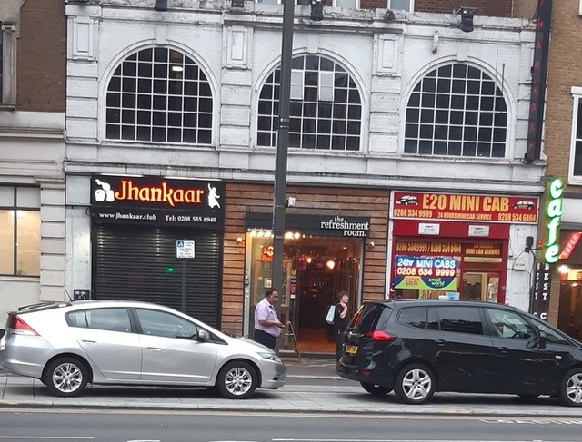 Two Puddings, Stratford