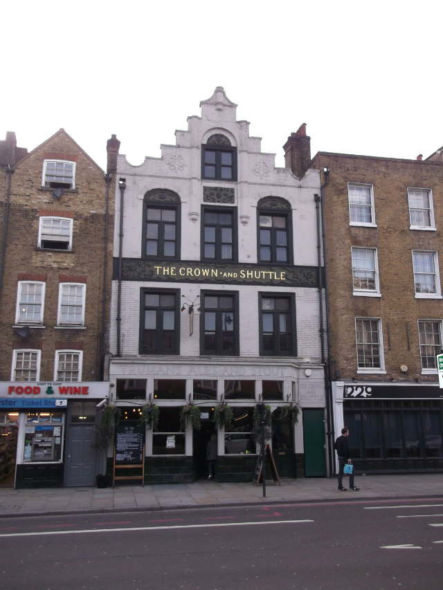 Crown & Shuttle, Aldgate