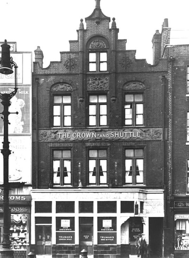 Crown & Shuttle, Aldgate