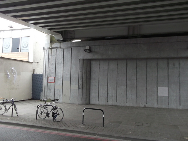 Norfolk Village, Aldgate