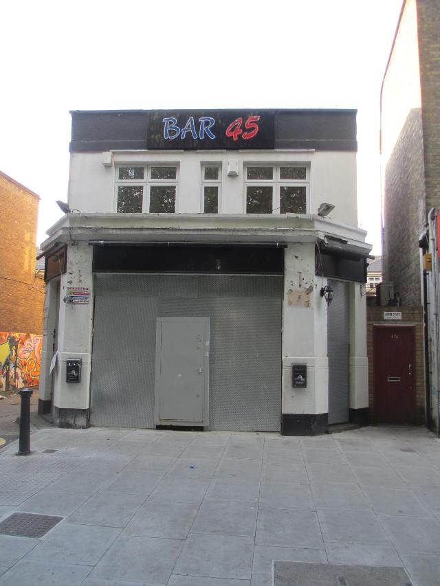 Three Cranes, Whitechapel