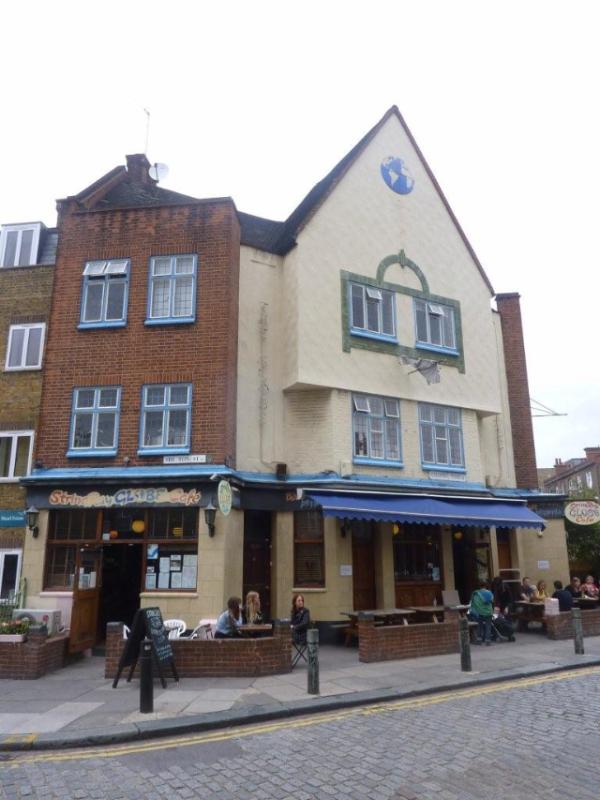 The Globe, Bethnal Green