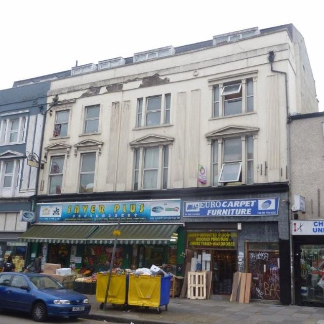 Green Gate, Bethnal Green