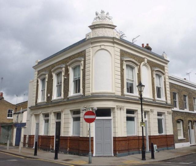 Queen Victoria, Bethnal Green