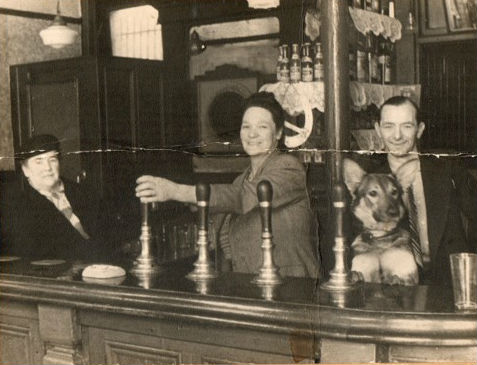 Queen Victoria, Bethnal Green