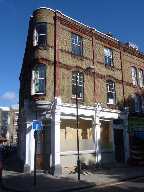 Three Loggerheads, Bethnal Green