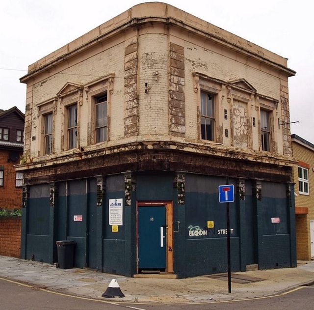 Caledonian Arms, Bromley By Bow