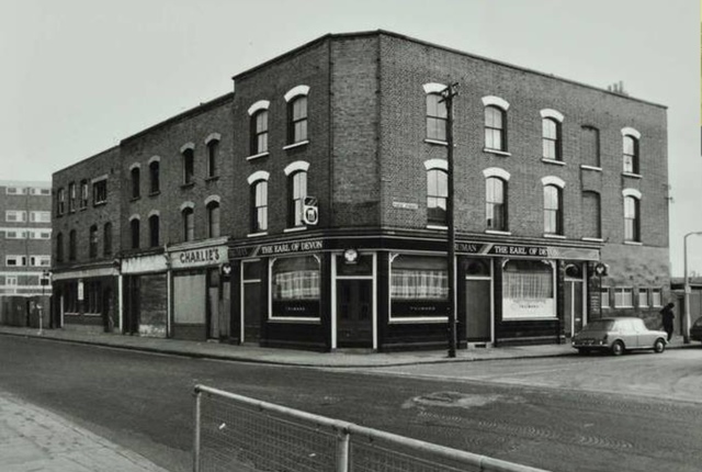 Earl Of Devon, Bromley By Bow
