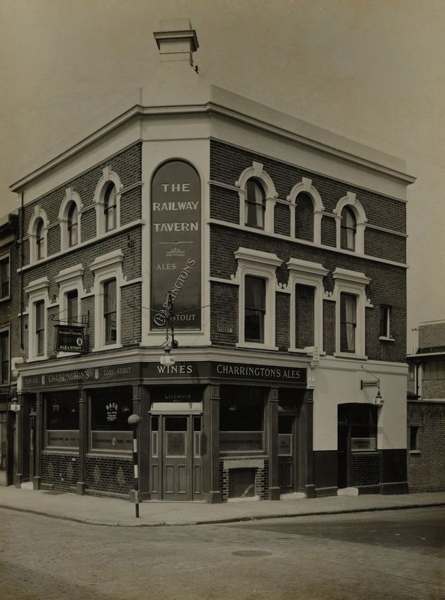 Old Ford Tavern, Bromley By Bow