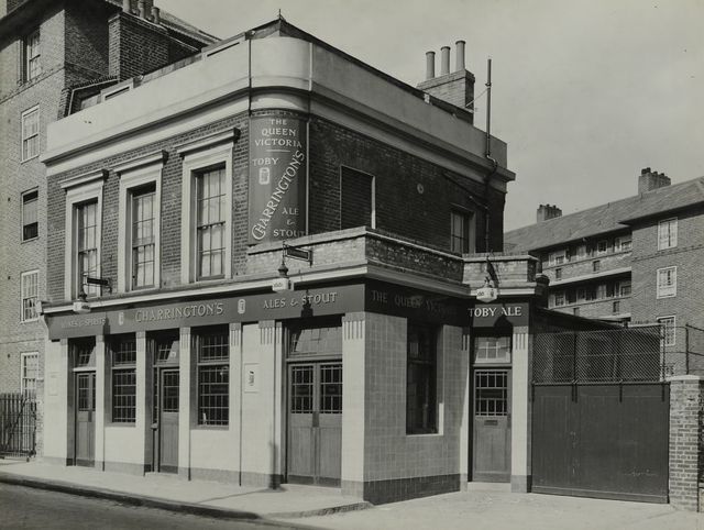 Queen Victoria, Bromley By Bow