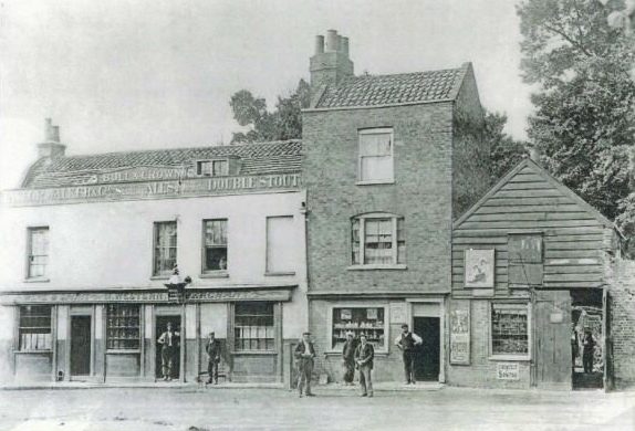 Bull & Crown, Chingford, E4