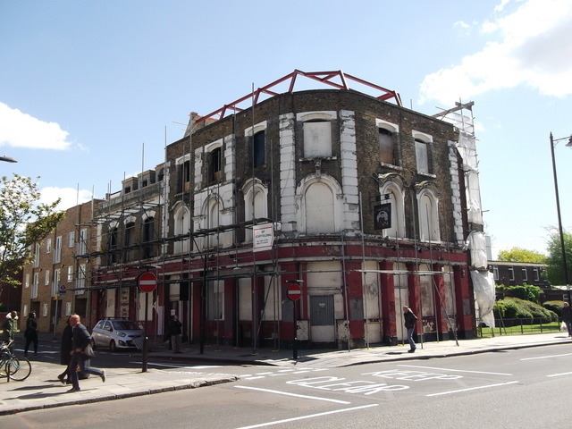Lord Cecil, Clapton, E5