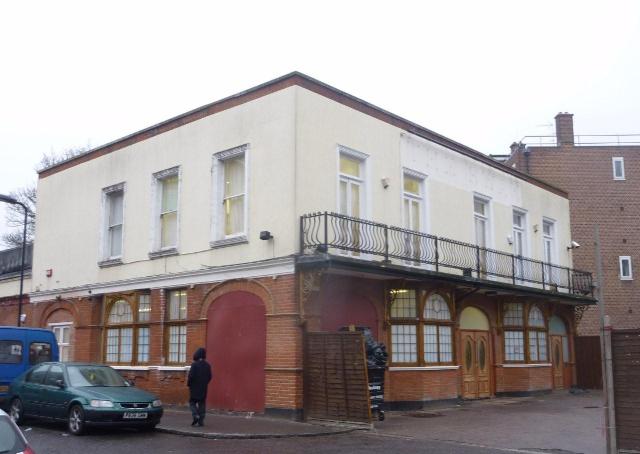 Swan Tavern, Clapton, E5