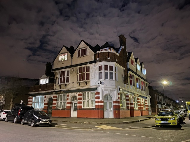 Roding Hotel, East Ham, E6