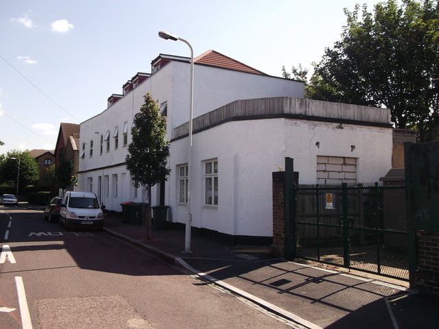 Travellers Rest, Forest Gate, E7