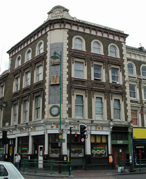 Crown And Castle, Hackney