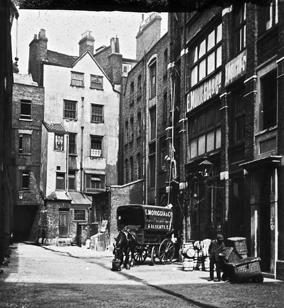 Saracens Head, Fenchurch Street & City, EC3