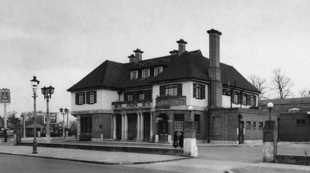 Cambridge Hotel, Palmers Green