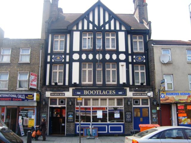 The Bootlaces, Tottenham, N17