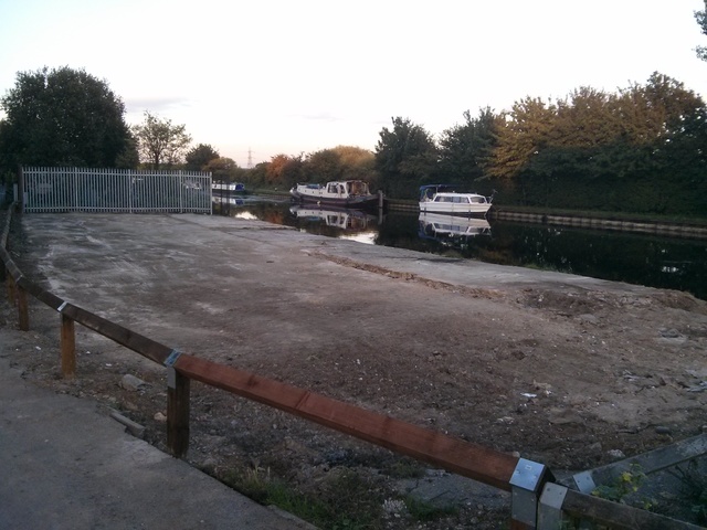 Waters Edge, Tottenham, N17