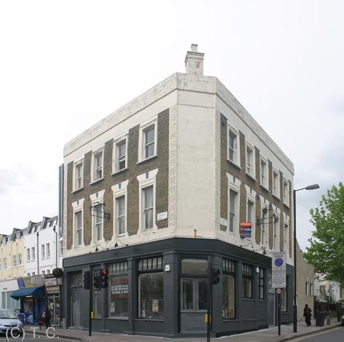Railway Hotel, Upper Holloway