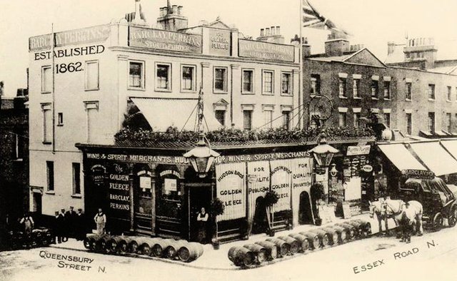 Golden Fleece, Islington
