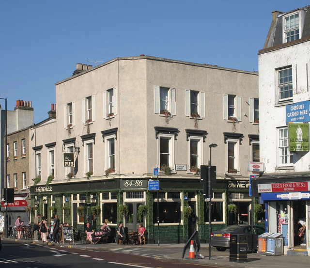 Half Moon, Islington