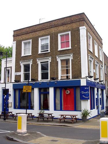 New Crown, Islington