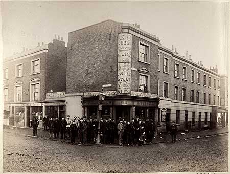 Queen Victoria, Islington