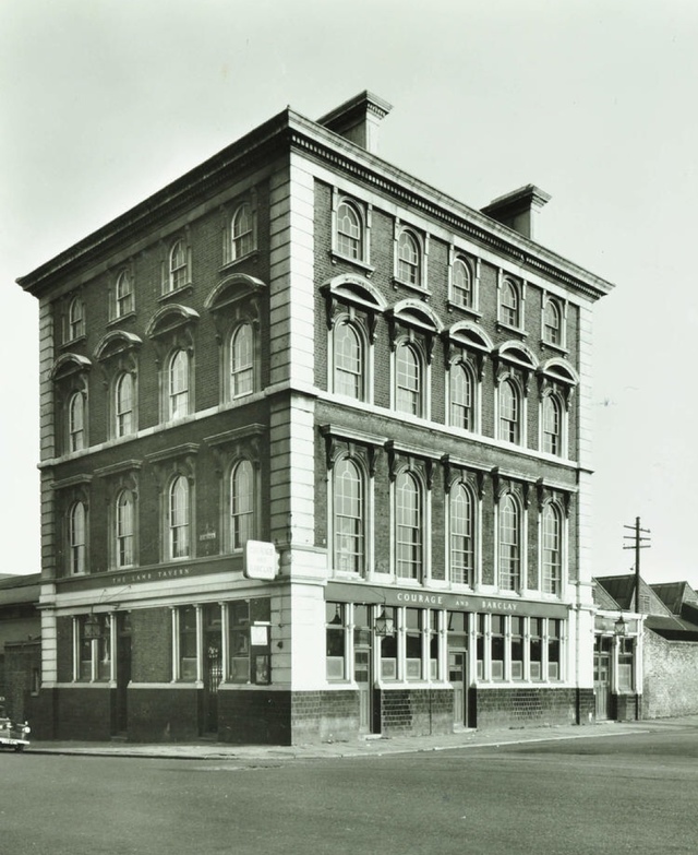 Lamb Tavern, Holloway