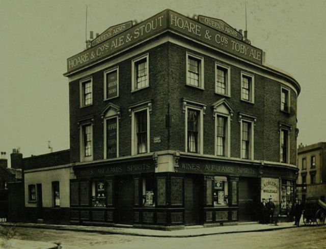 Queens Arms, Holloway