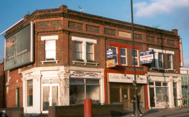 Cumberland Park, Willesden