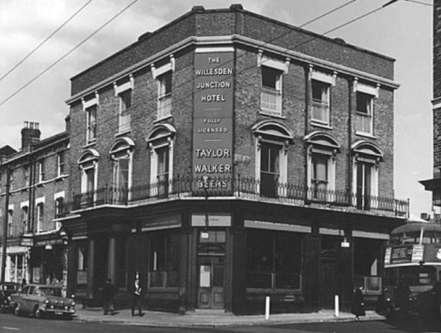 Willesden Junction Hotel, Willesden