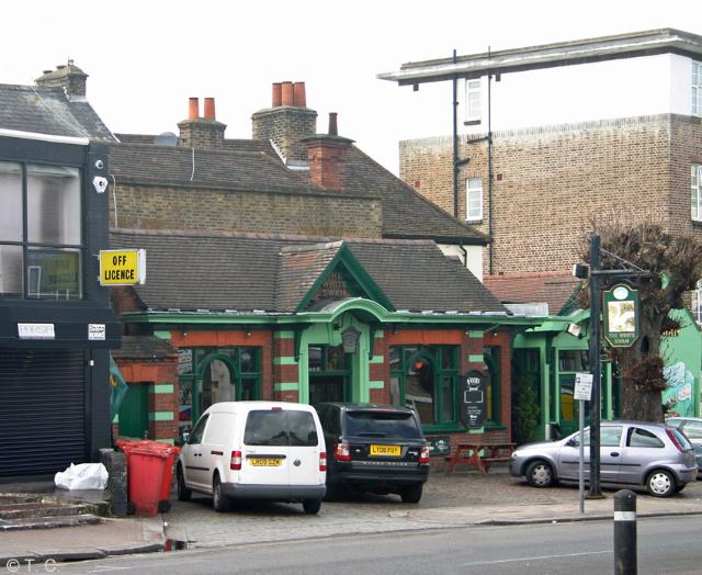White Swan, Golders Green, NW11