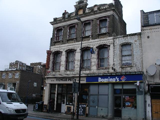 The Cricketers, Kennington