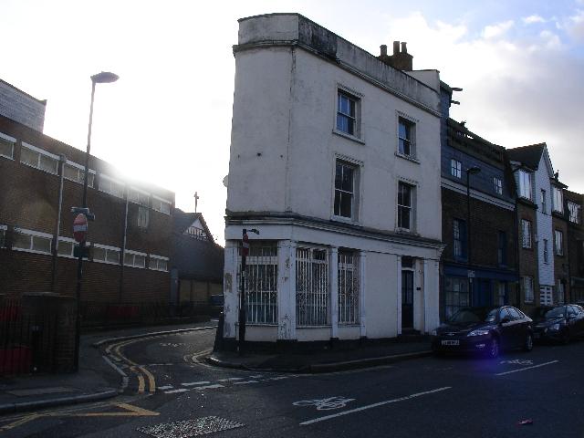 The Crown, Kennington